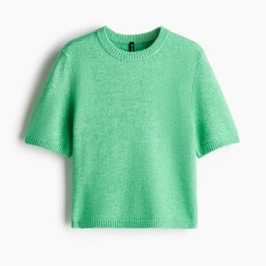 NWT H&M Green Short sleeve Sweater